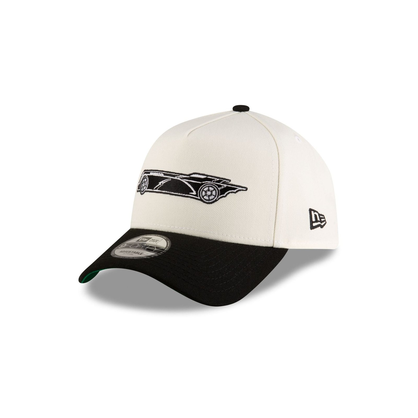 70890392_9FORTYAF_BATMANDAY_BATMAN_BATMOBILE_WHITE_3QL.jpg Batman Batmobile 9FORTY A-Frame Snapback Hat - Image 1
